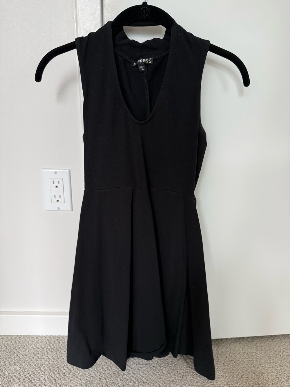 Express Black Sleeveless V-Neck Mini Dress